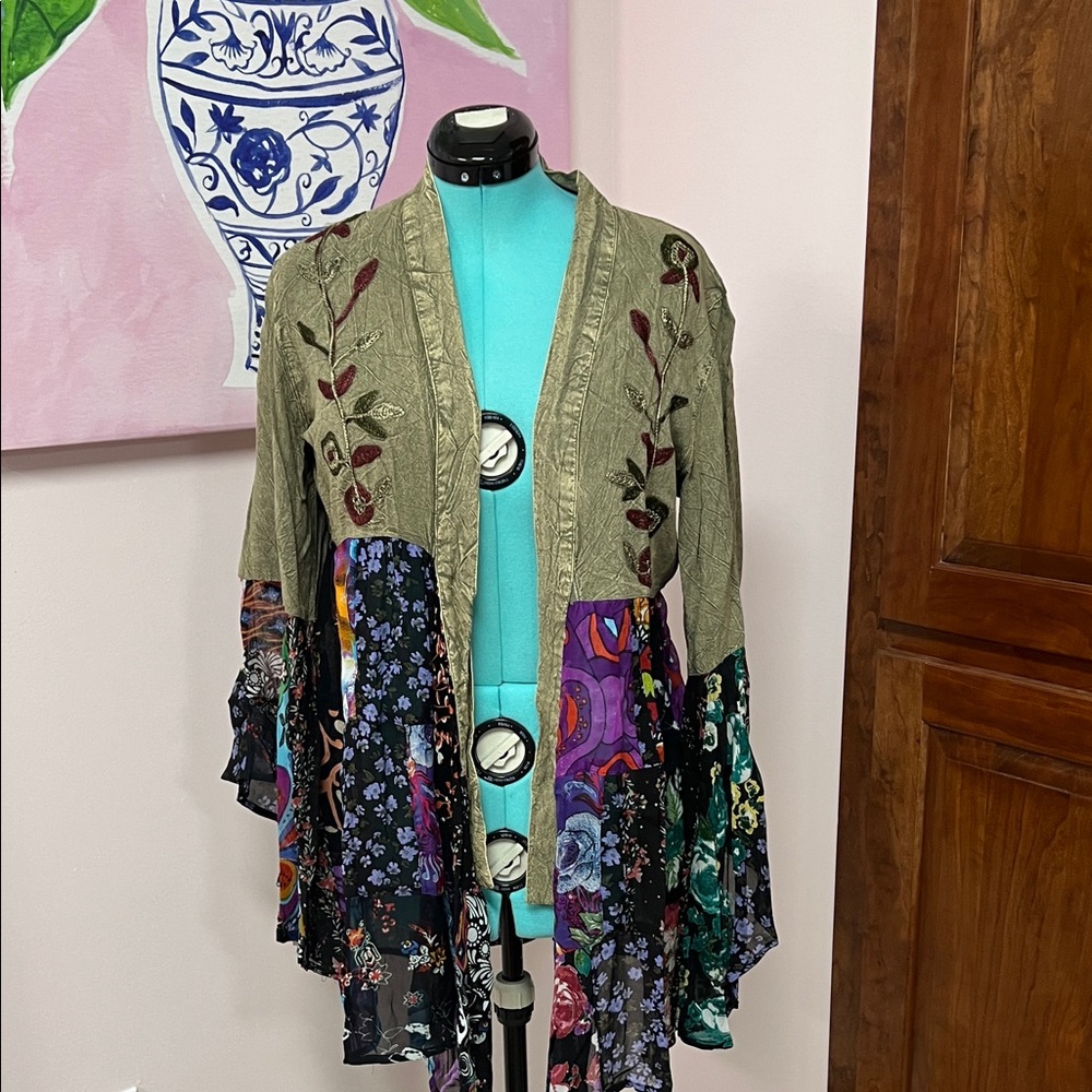 Bohemian Olive Green Embroidered Patchwork Kimono Shrug